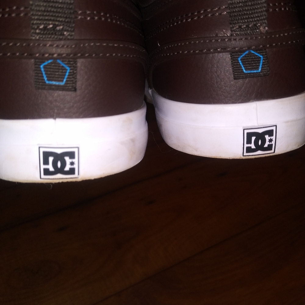 Shoes - Picture 9 of 9